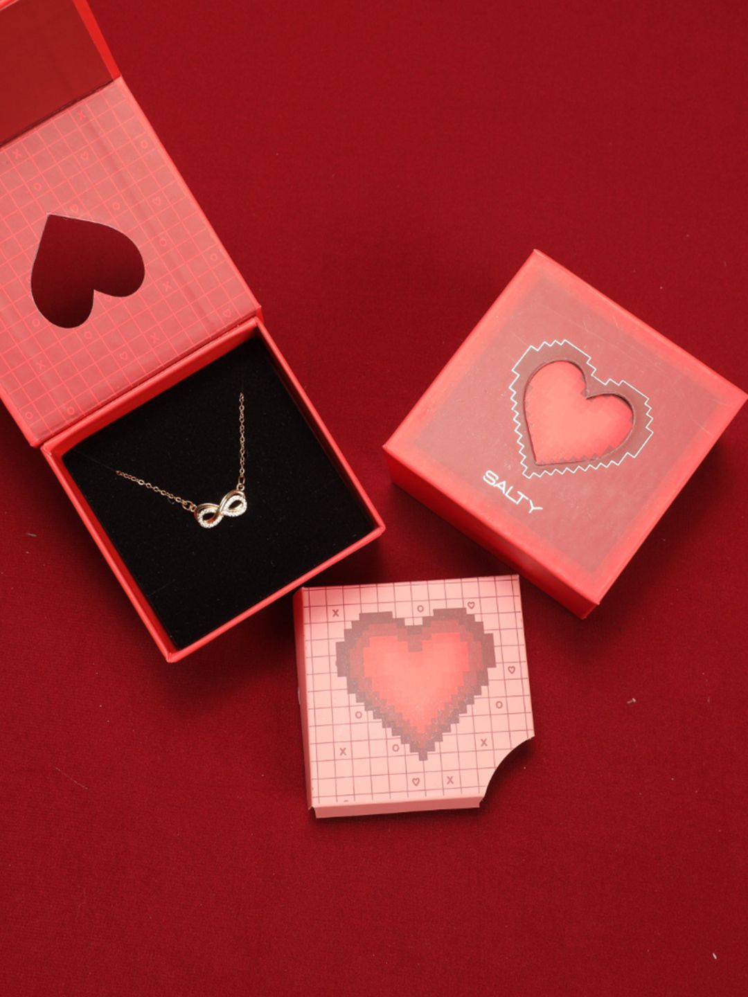 SALTY Endless Infinity Copper Artificial Stone Studded Chain