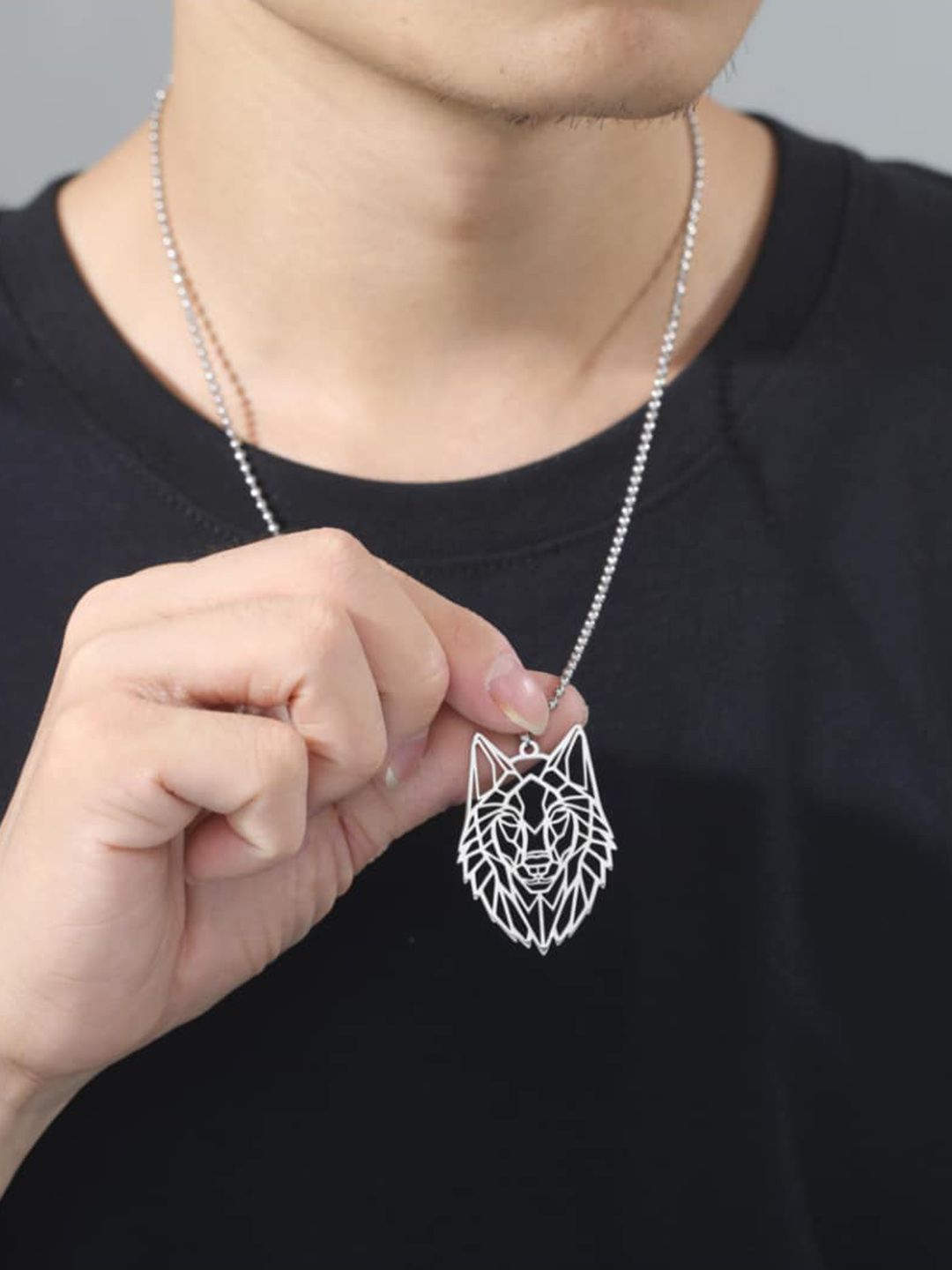 SALTY Men Stainless Steel Animal Shaped Pendant with Chain