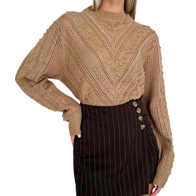 Loose Fit Pullover with Hollow-Out V-Pattern Crochet and Round Neck