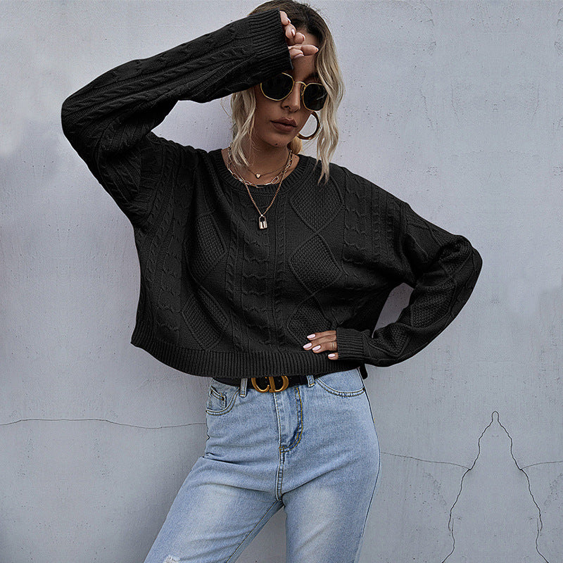 Cable Knit Pullover Sweater with Crewneck and Long Sleeves