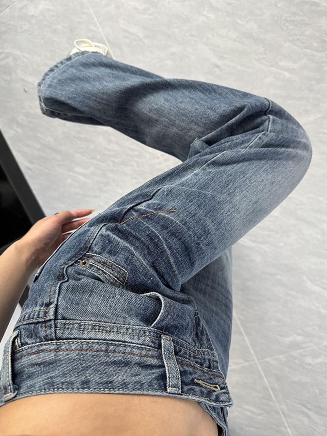 Women Wide Leg Low-Rise Cotton Light Fade Jeans