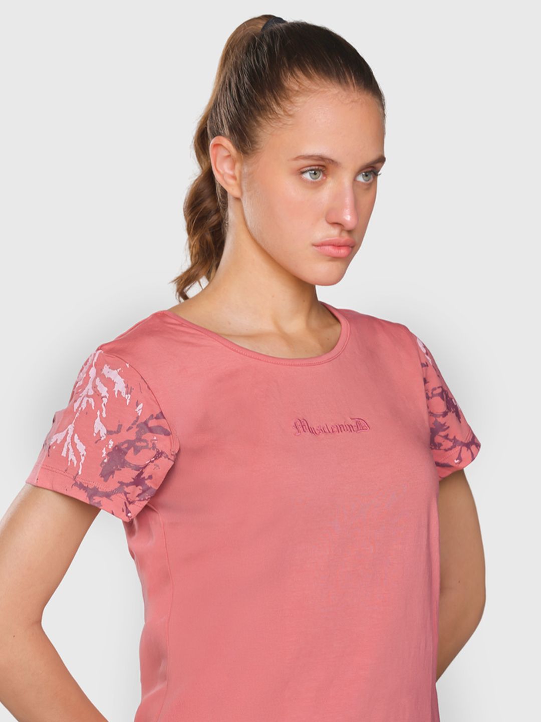 Women Abstract Printed Round Neck T-shirt