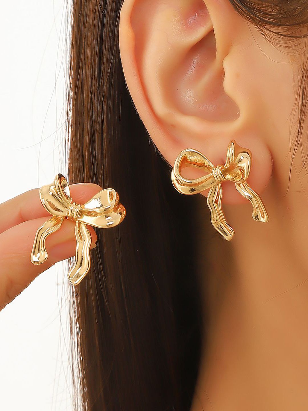 Classic Studs Earrings