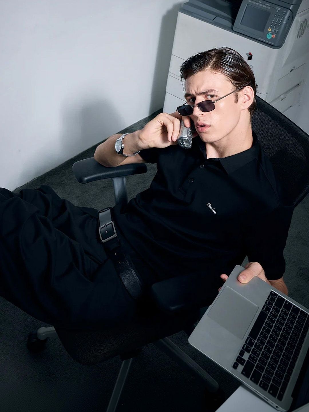 Men Solid Polo Collar T-shirt