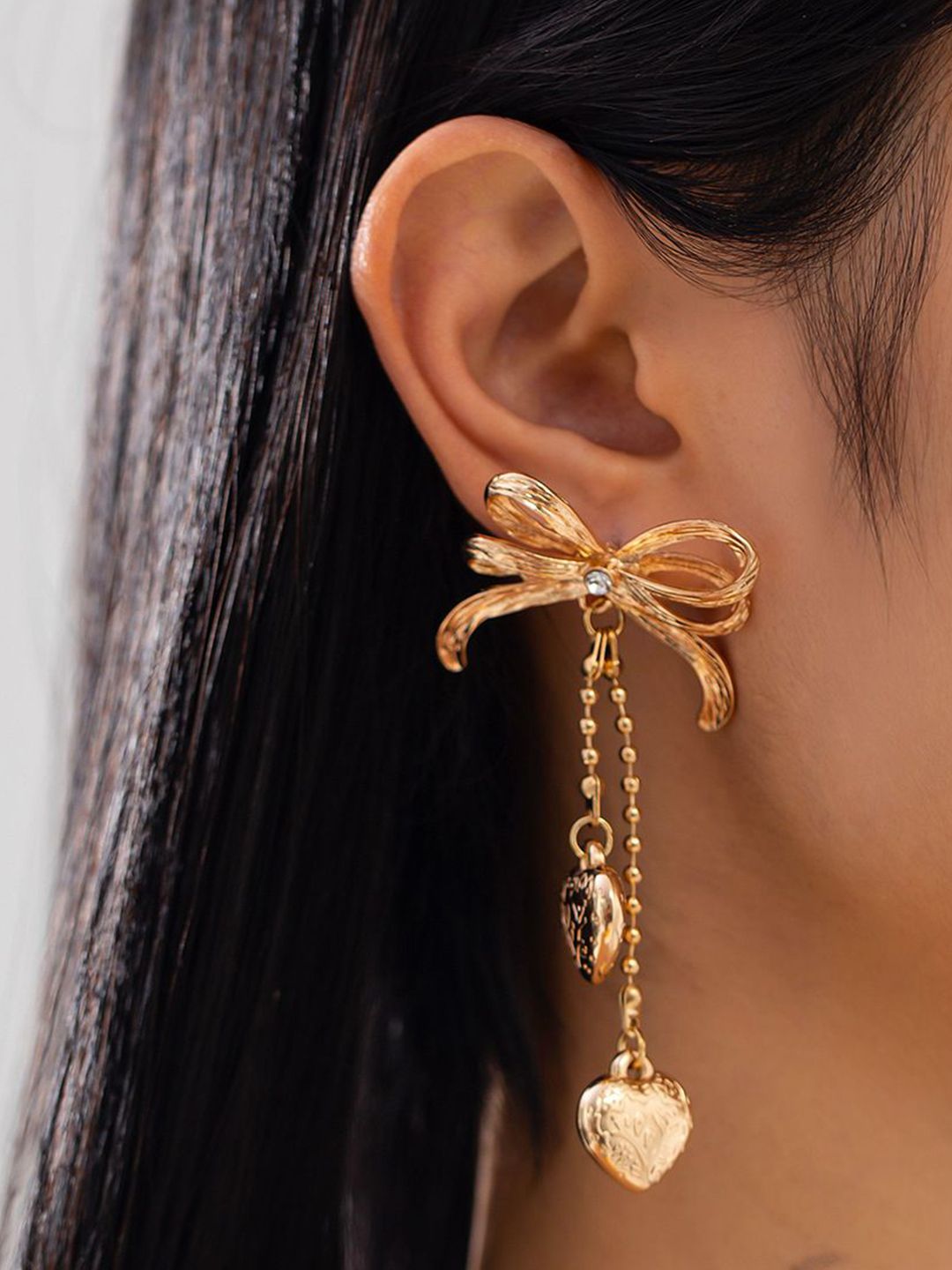 Gold-Plated Artificial Stones Studded & Beaded Heart Drop Earrings