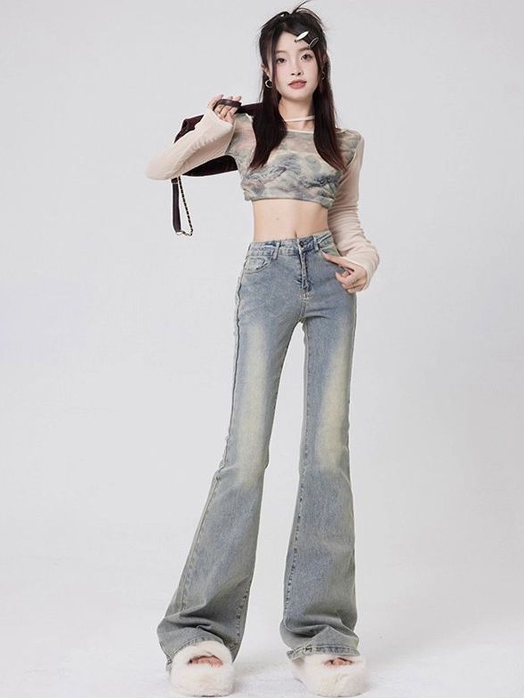 Women Wide Leg High-Rise Light Fade Jeans
