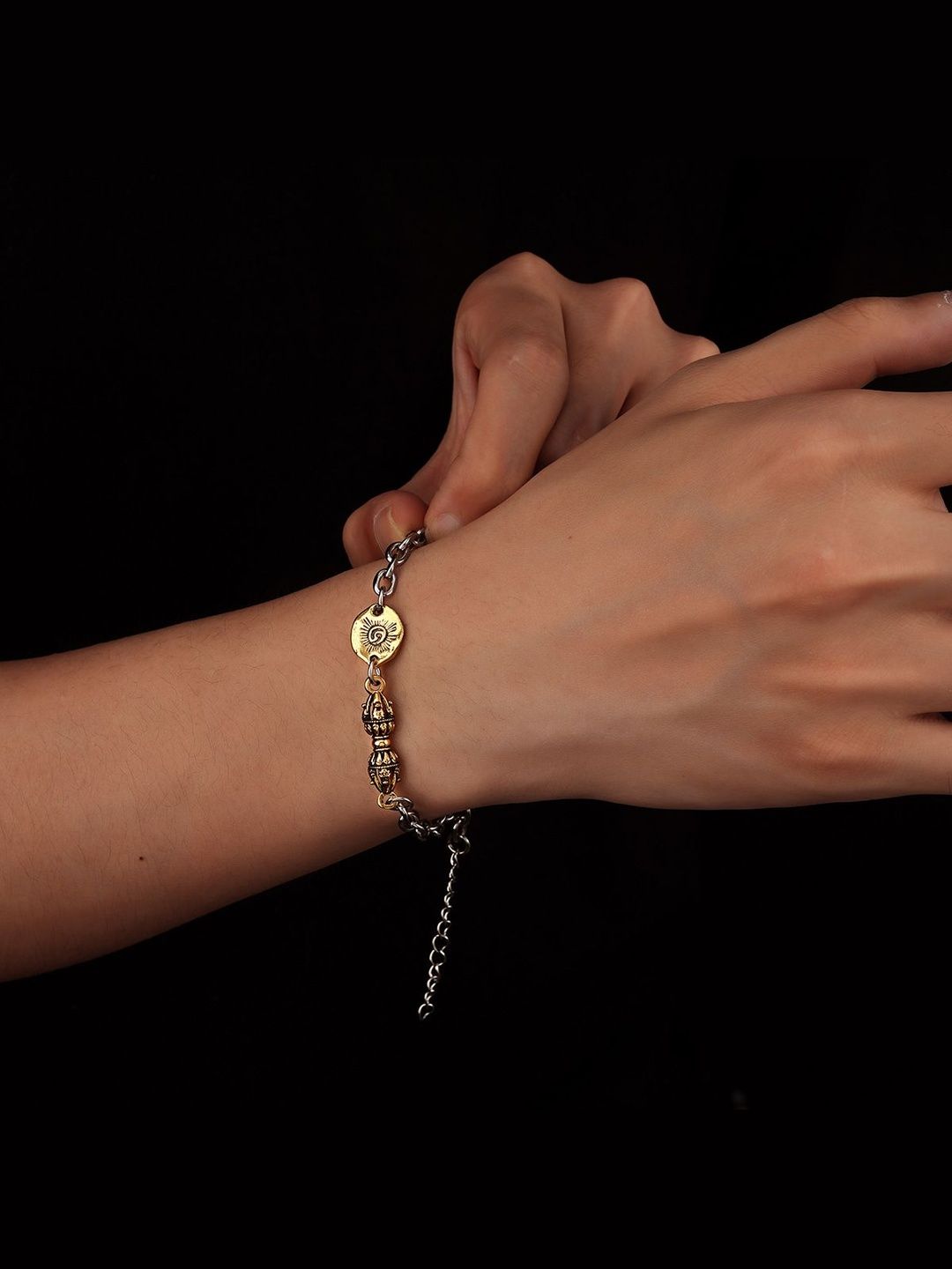 Men Handcrafted Silver-Plated Armlet Bracelet