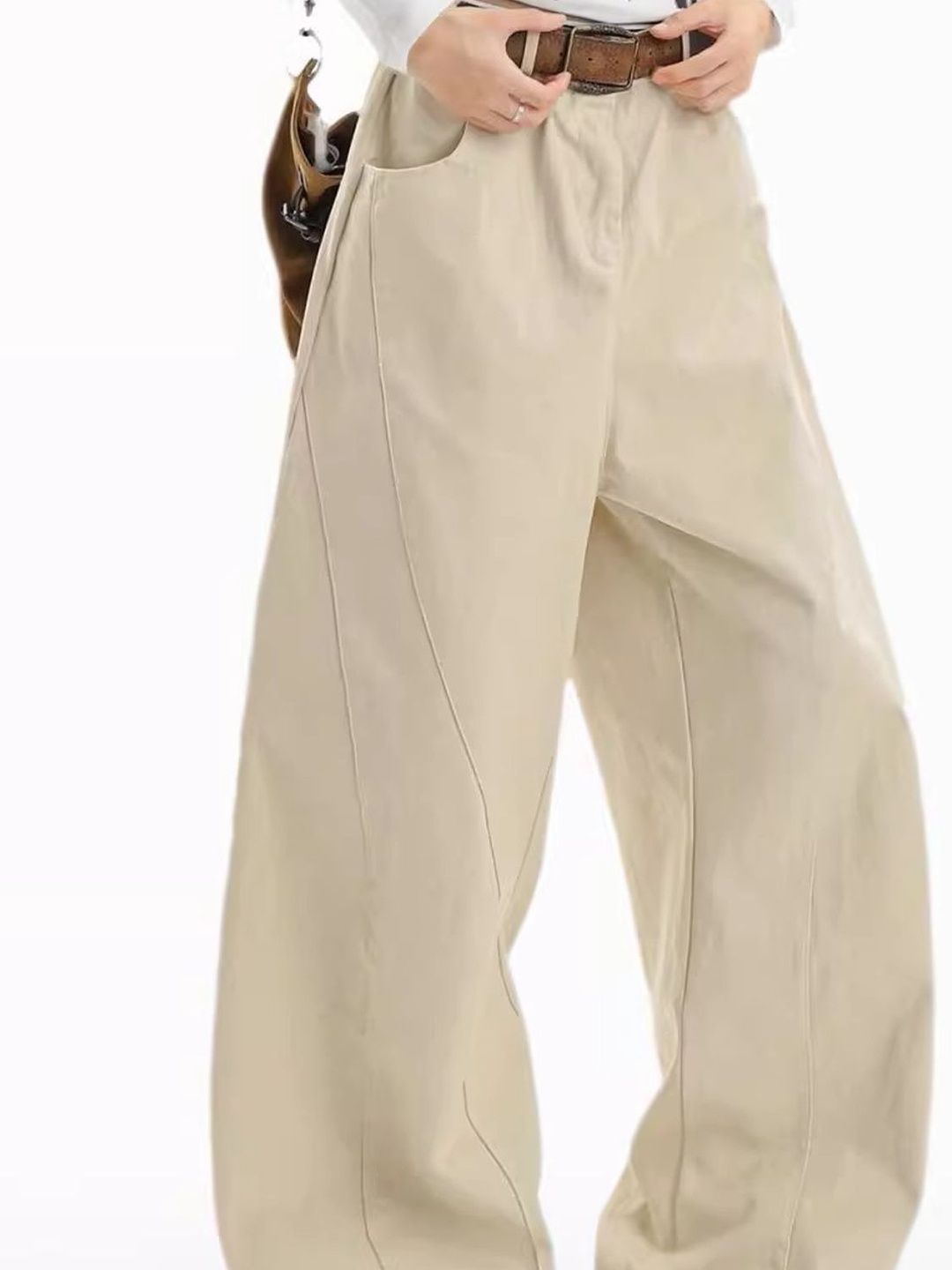 Women Wide Leg Mid-Rise Jeans