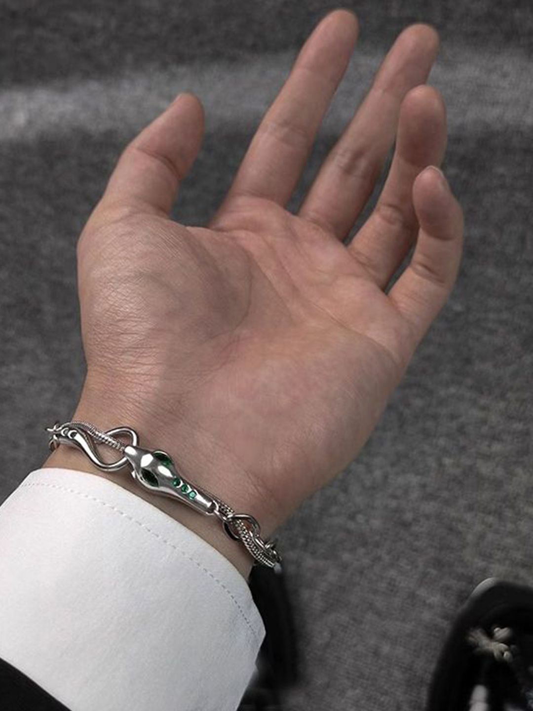 Men Stainless Steel Silver-Plated Stones Studded Link Bracelet