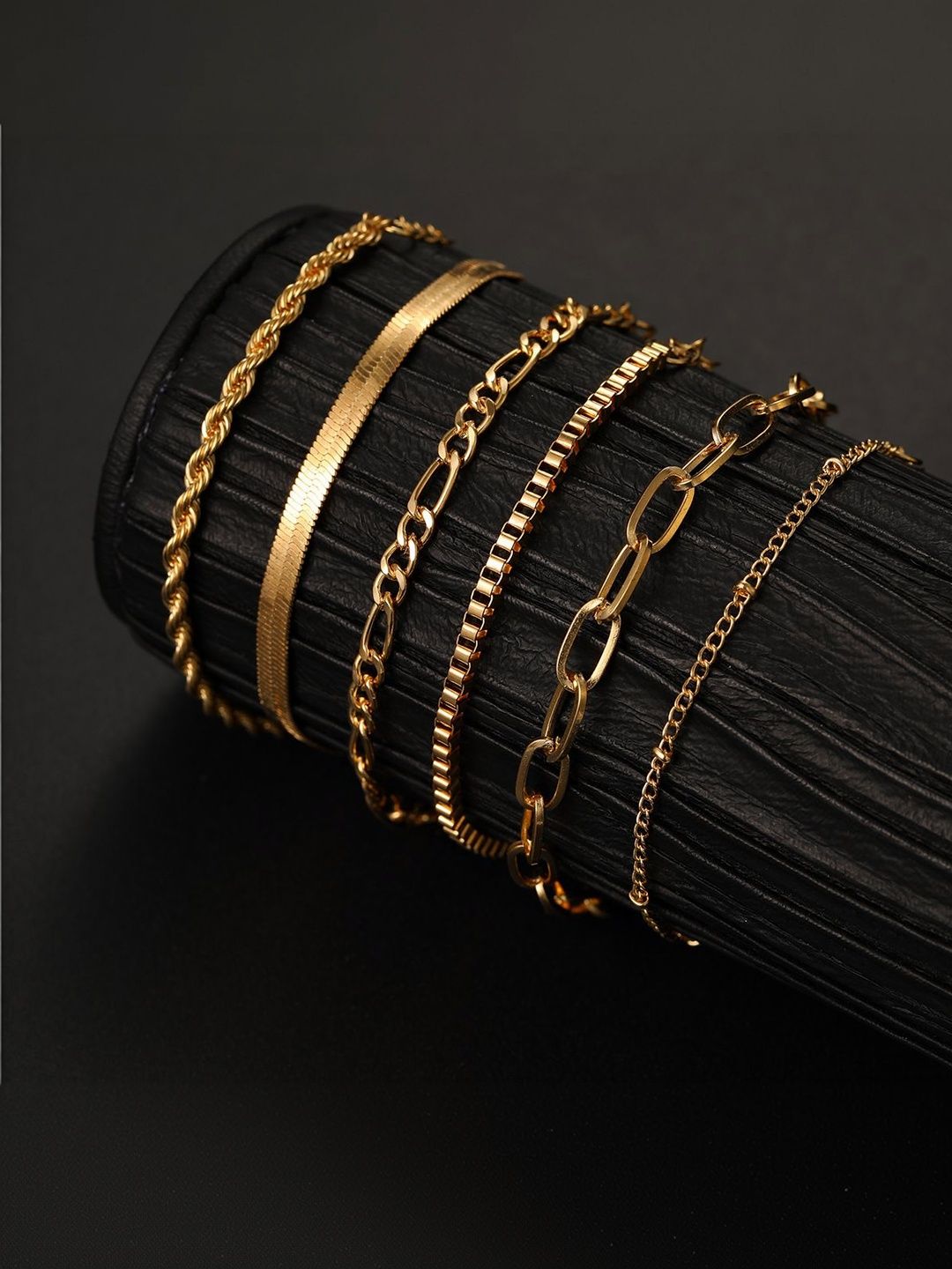 Women 6 Gold-Plated Armlet Bracelet