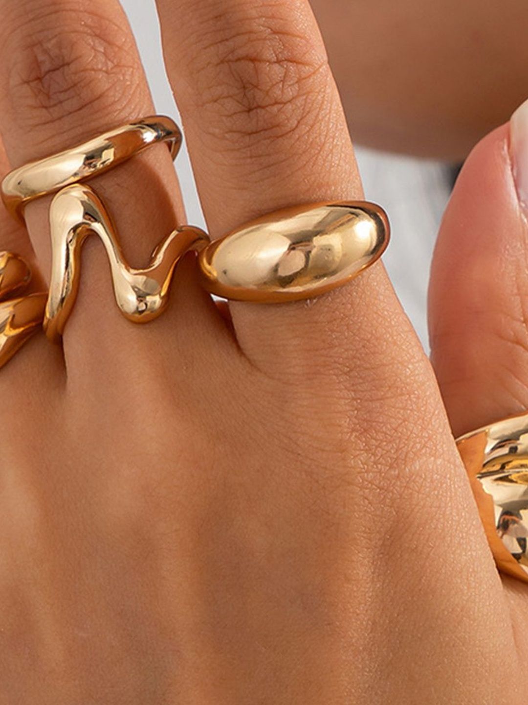 Set of 5 Gold-Plated Finger Ring