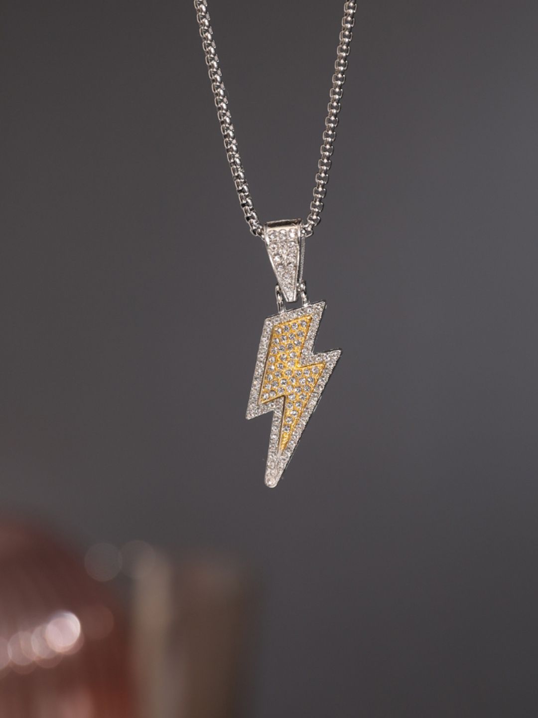 SALTY Men Stainless Steel Electrostorm Shimmer Pendant With Chain