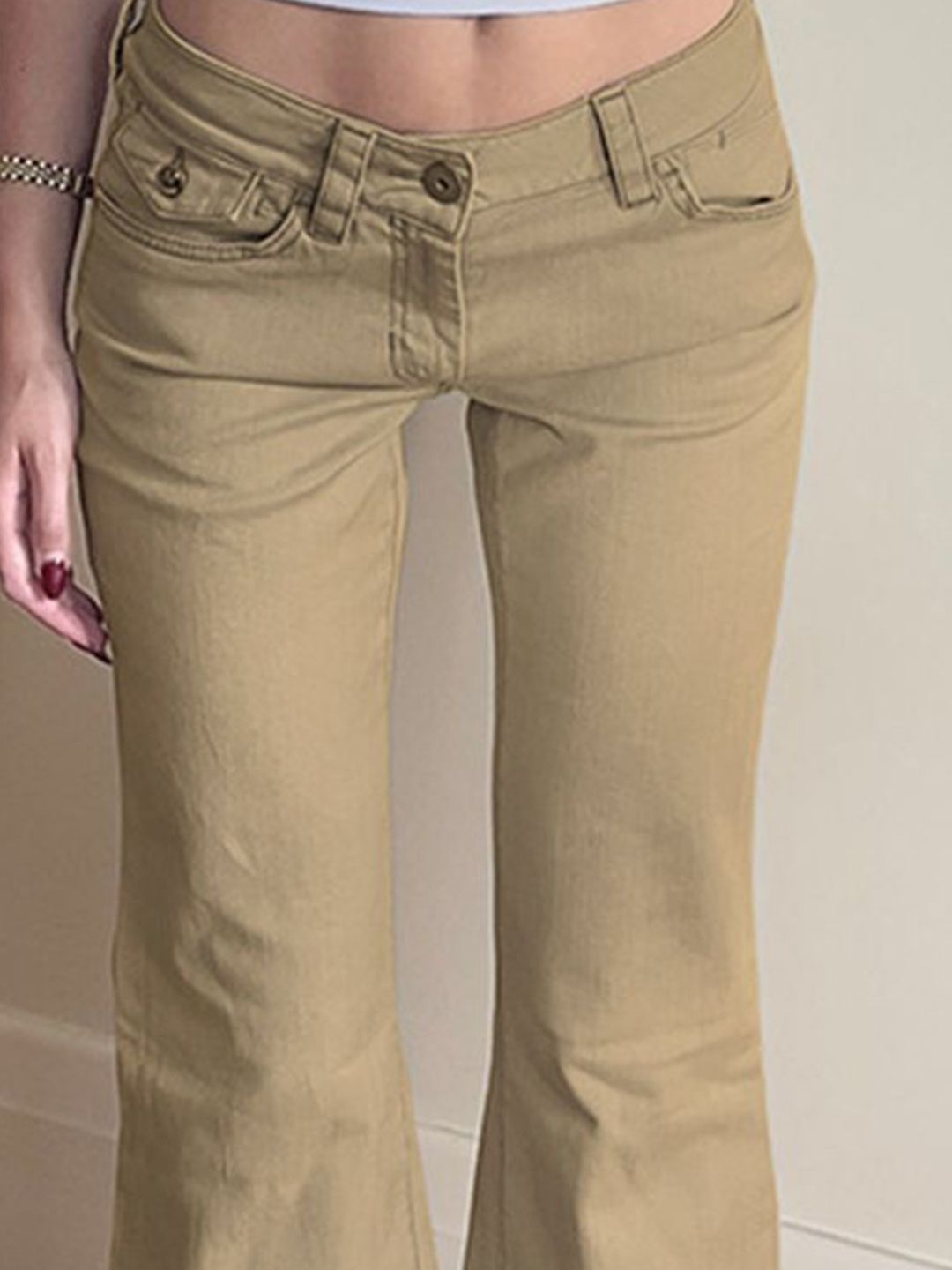 Women Mid-Rise Low Distress Bootcut Non Stretchable Jeans