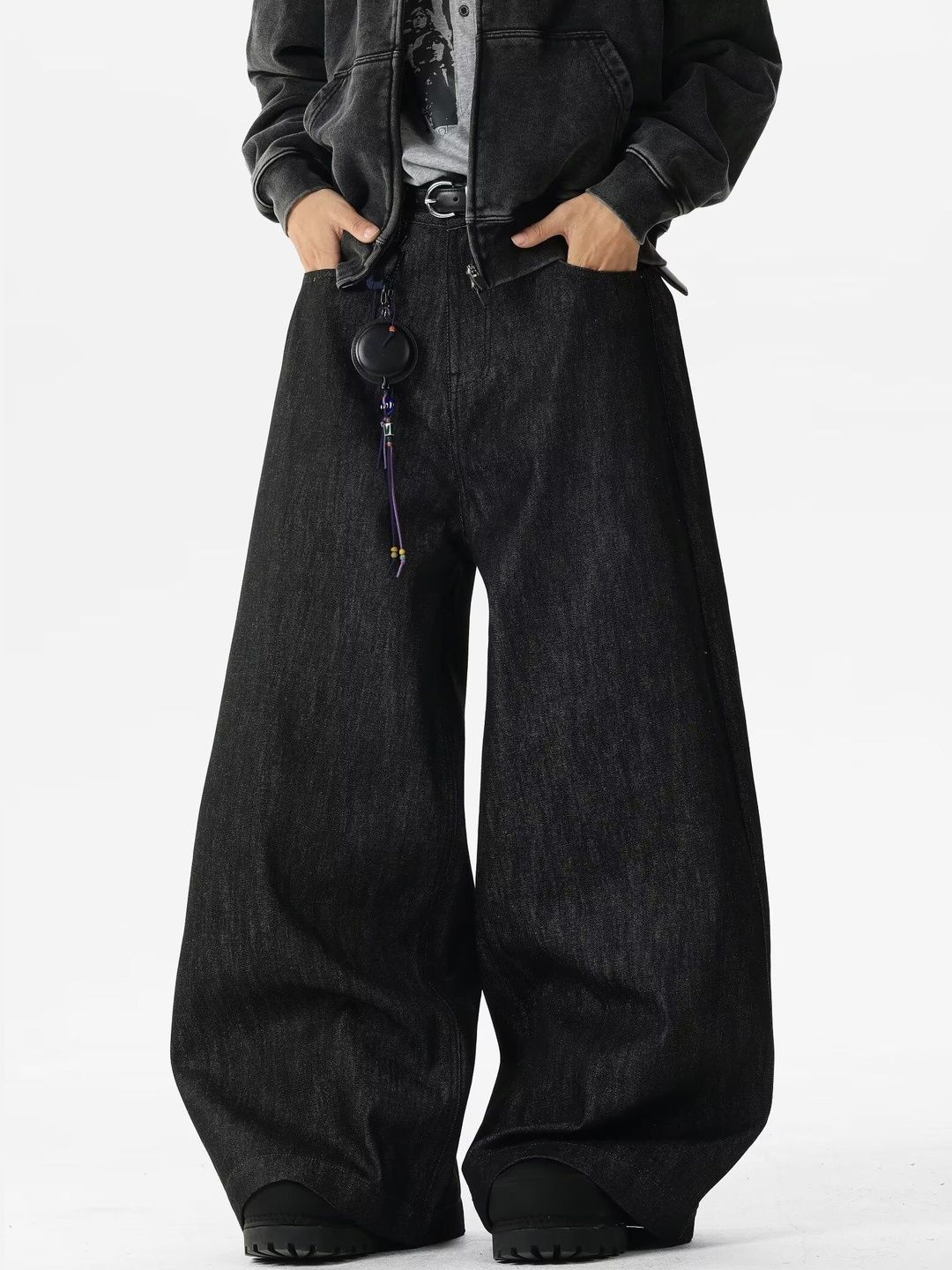 Men Wide Leg Mid-Rise Light Fade Jeans