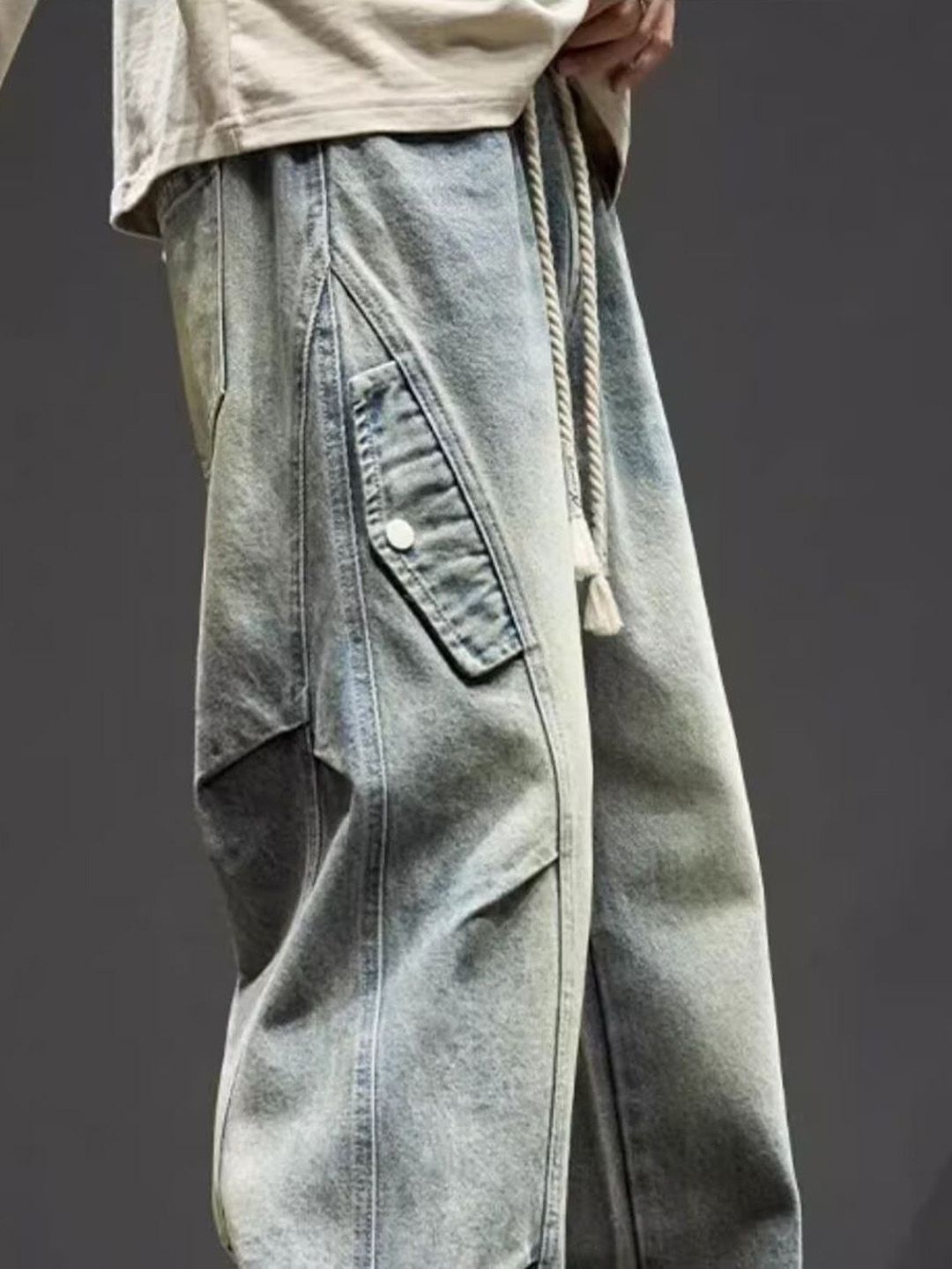 Men Mid-Rise Light Fade Jeans