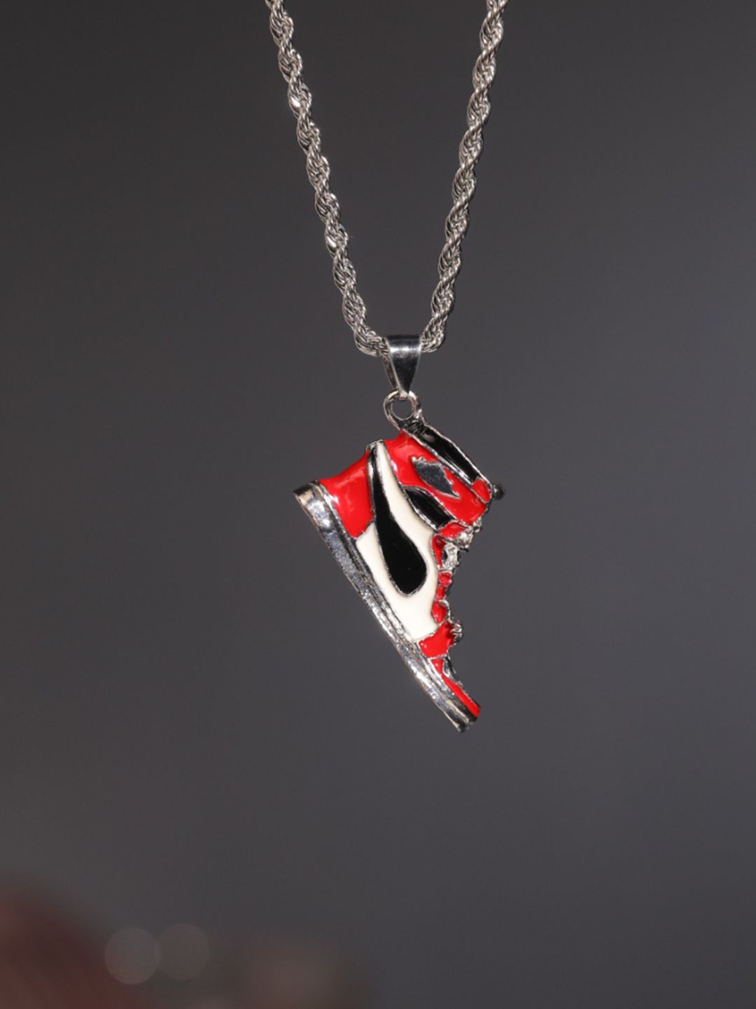 SALTY Men Contemporary Jordan Pendants with Chains