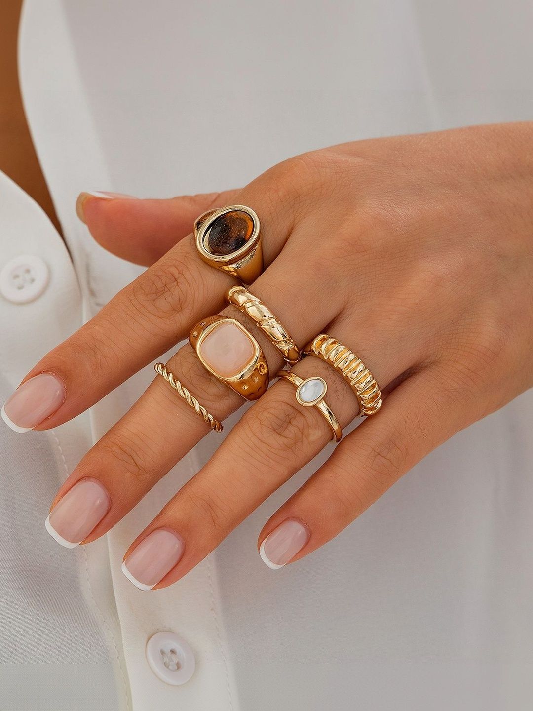 Set of 6 Gold-Plated Stone-Studded Finger Ring