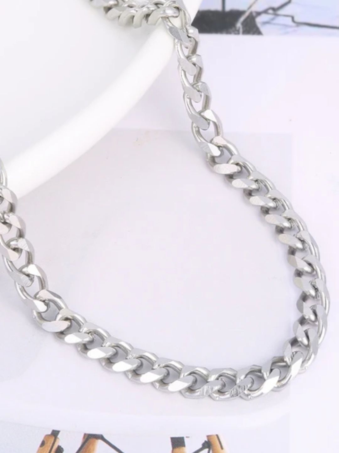 SALTY Men Silver-Toned Minimal Chain