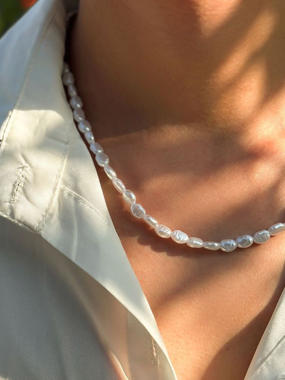 Women Silver-Plated Enamelled Necklace