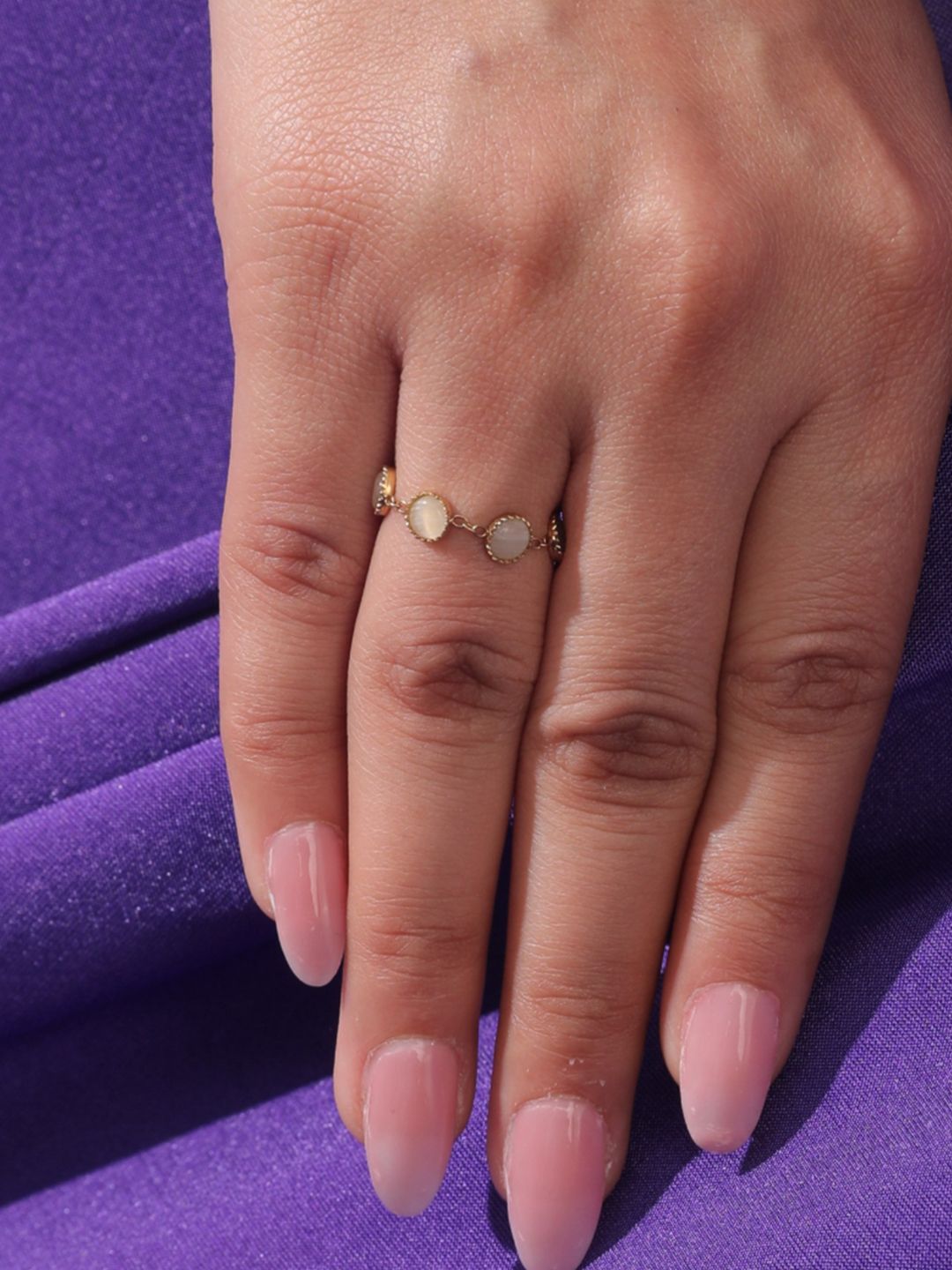 SALTY Opalescent Chain Ring for Women