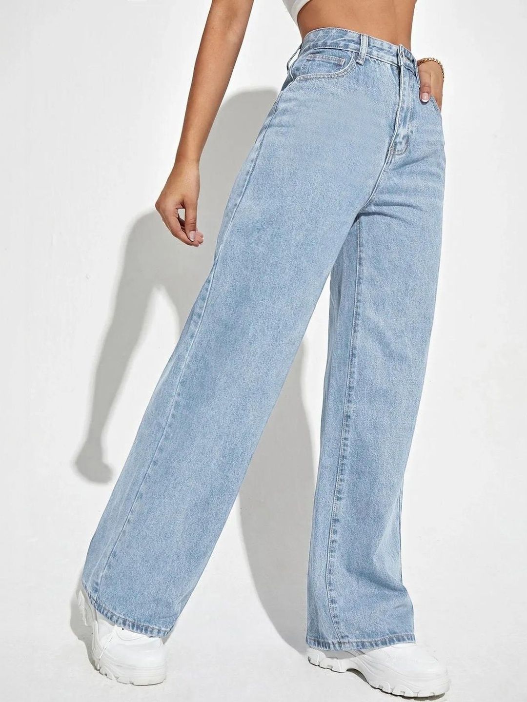 Women Classic Wide Leg High-Rise Light Fade Stretchable Jeans
