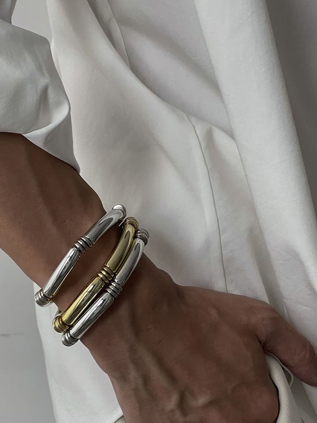Men Alloy Silver-Plated Bracelet