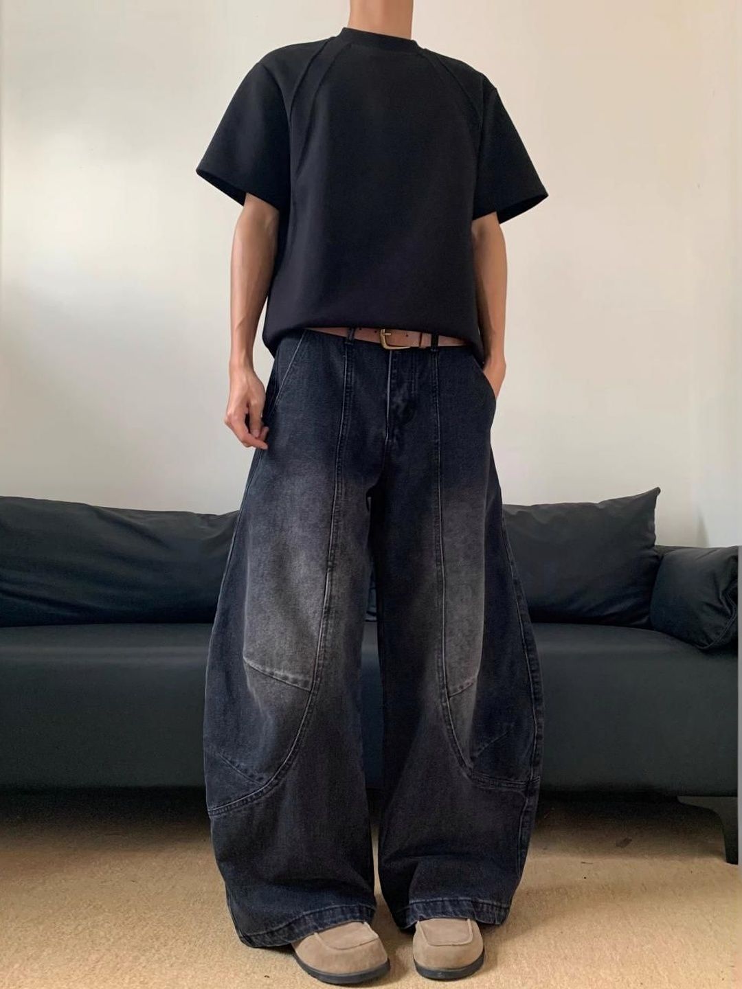 Men Wide Leg Mid-Rise Dark Fade Jeans