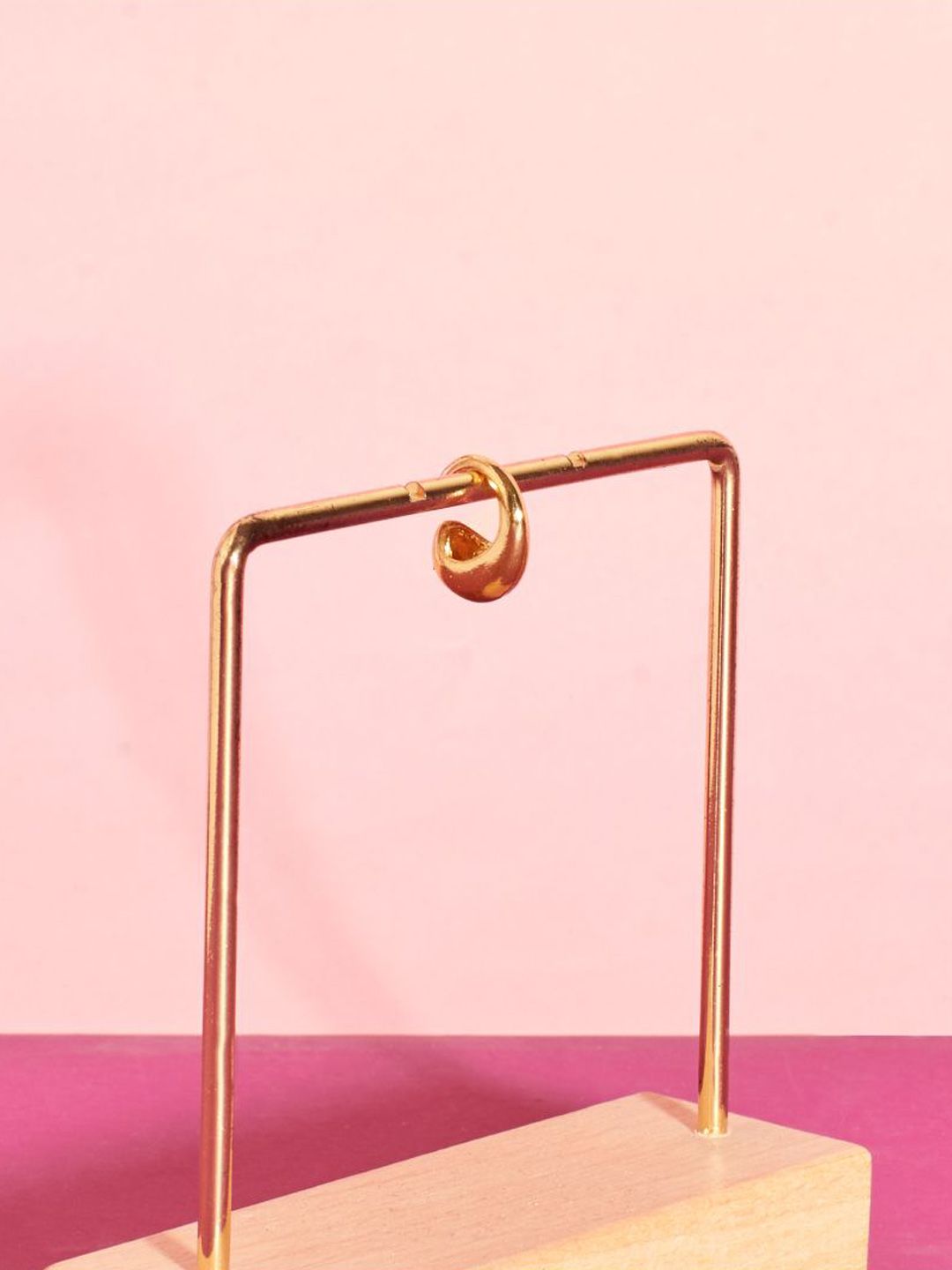 SALTY Contemporary Studs Earrings