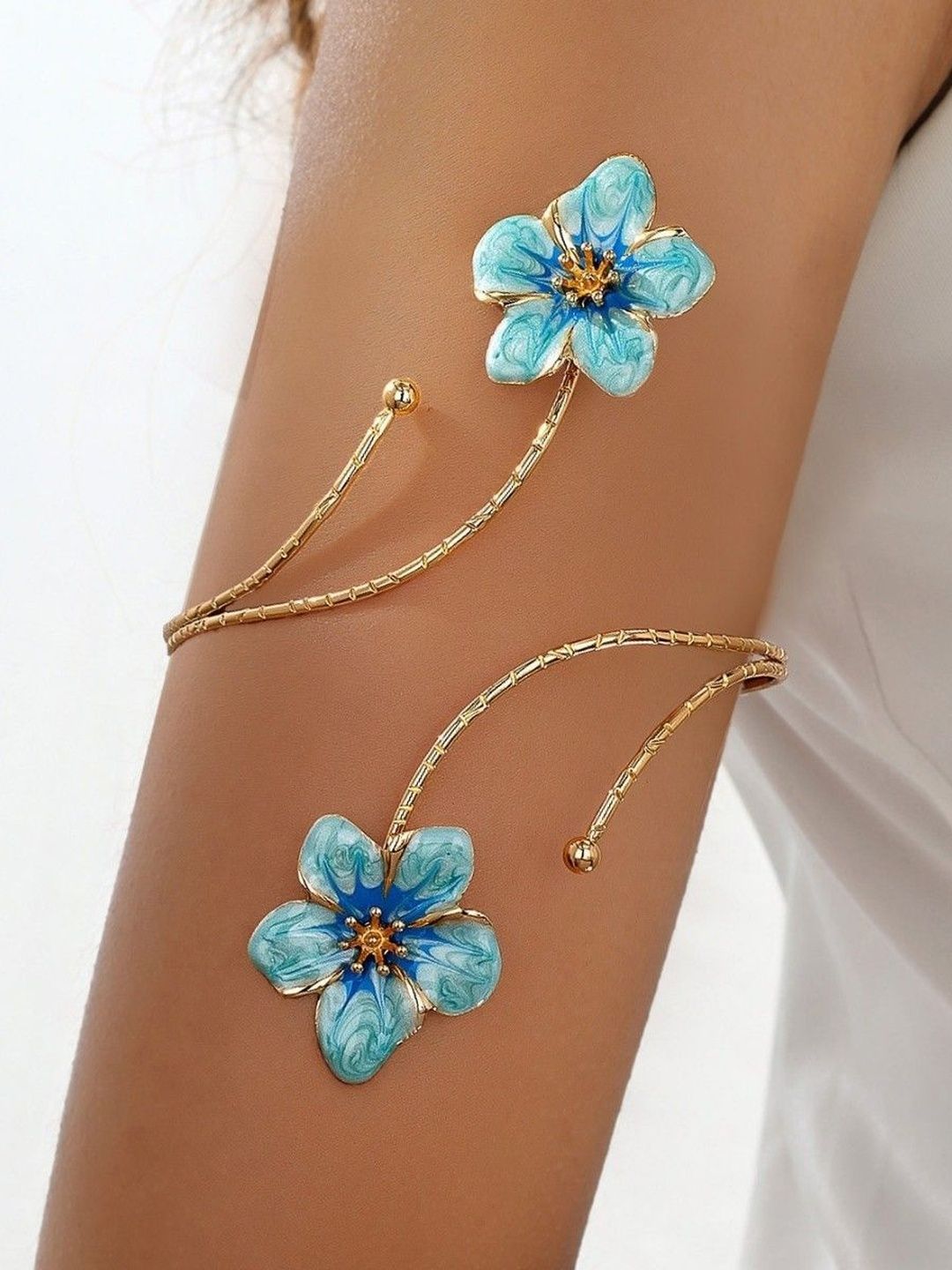 Women Gold-Plated Armlet Bracelet