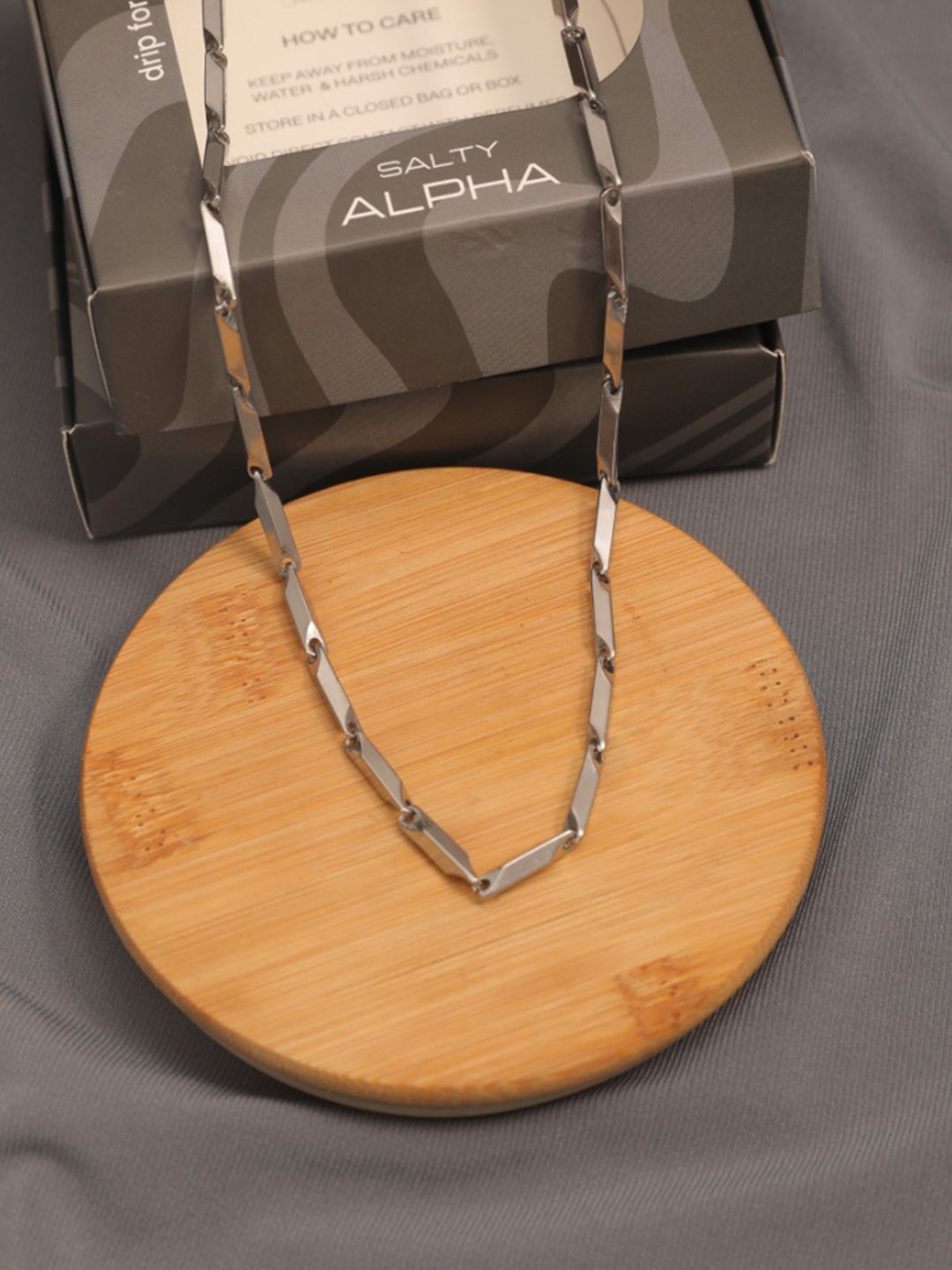 SALTY Men Stainless Steel Figaro Style Chain