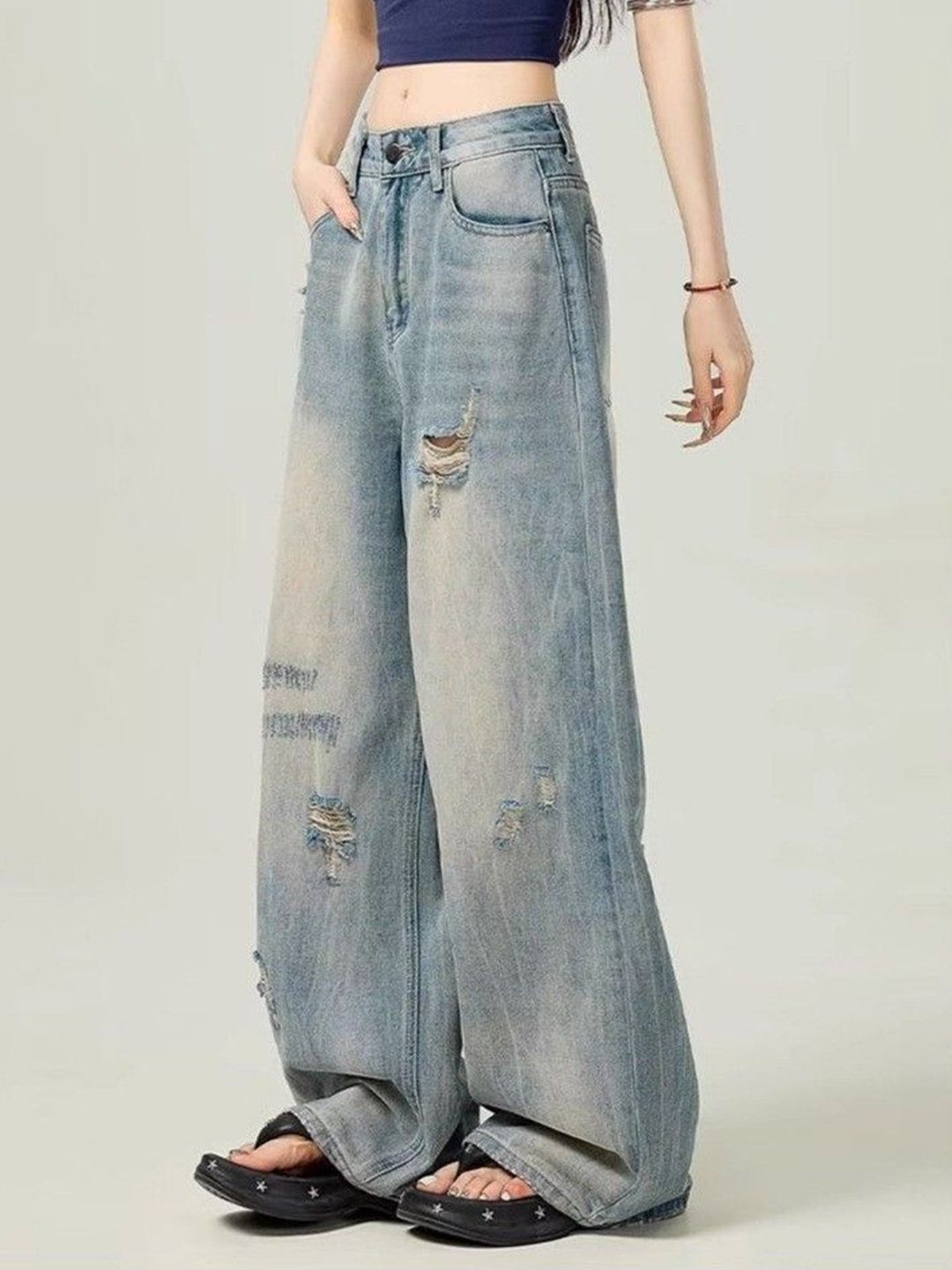 Women Wide Leg Mid-Rise Mildly Distressed Light Fade Jeans
