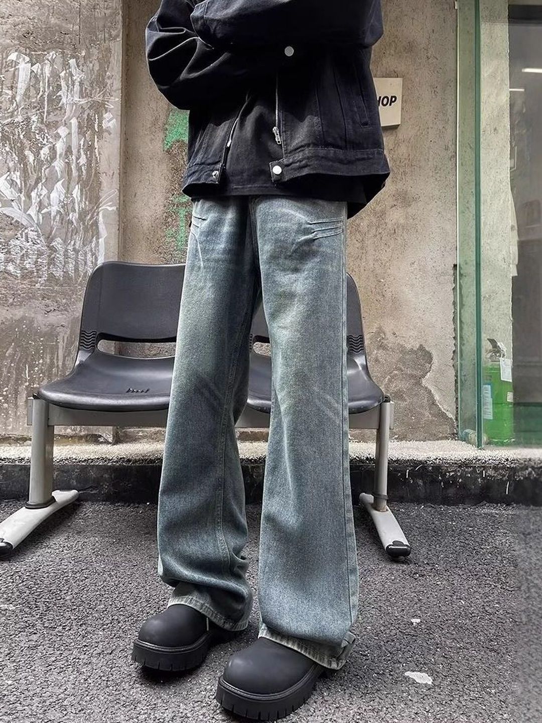 Men Flared Mid-Rise Light Fade Jeans