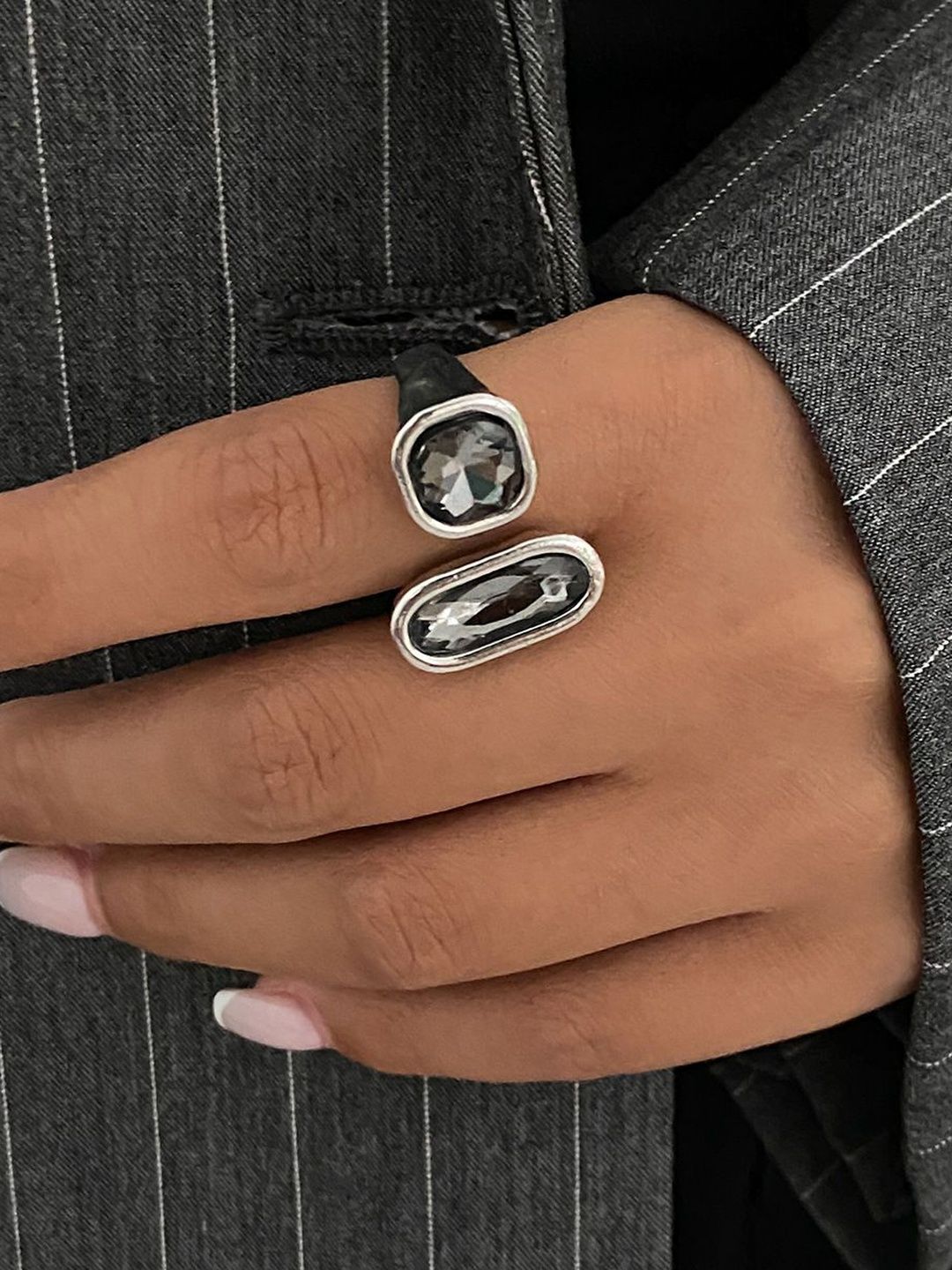 Silver-Plated Stone-Studded Finger Ring