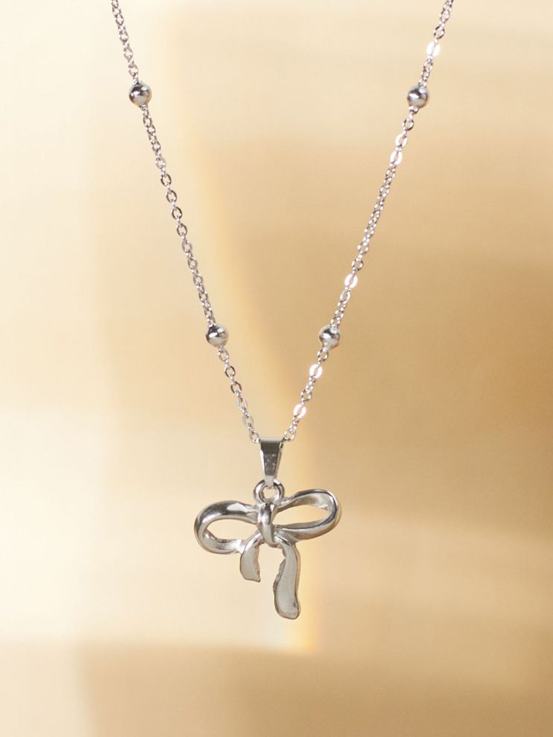 SALTY Ribbon Charm Contemporary Pendant With Chain