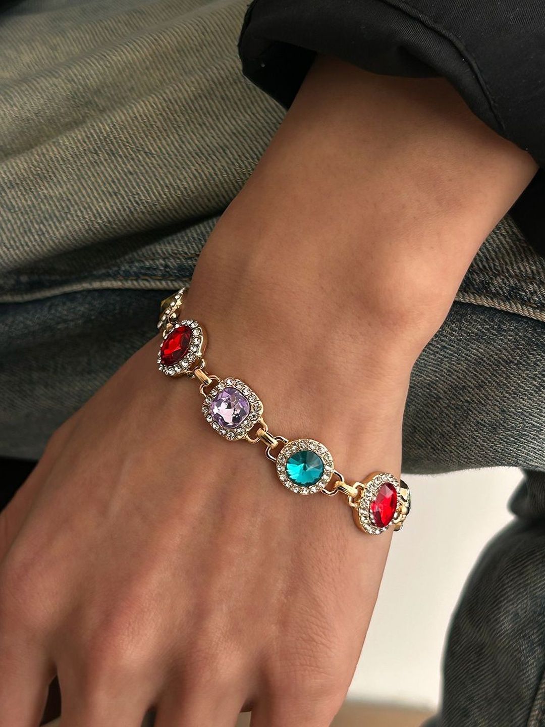 Men Gold-Plated Multicoloured Stone-Studded Link Bracelet