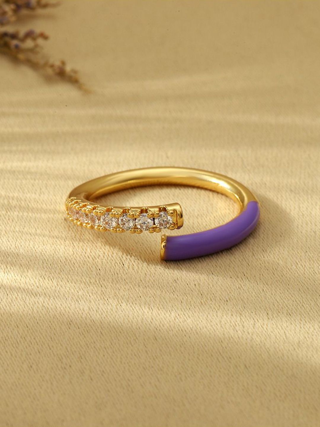 SALTY Stone-Studded Adjustable Finger Ring
