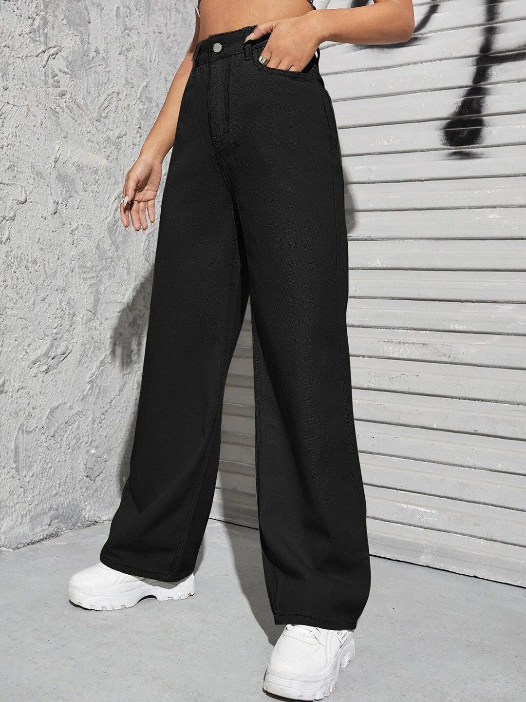 Women Black Jean Straight Fit High-Rise Clean Look Stretchable Jeans