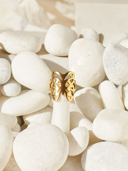 SALTY Women Victorian Vow Finger Ring