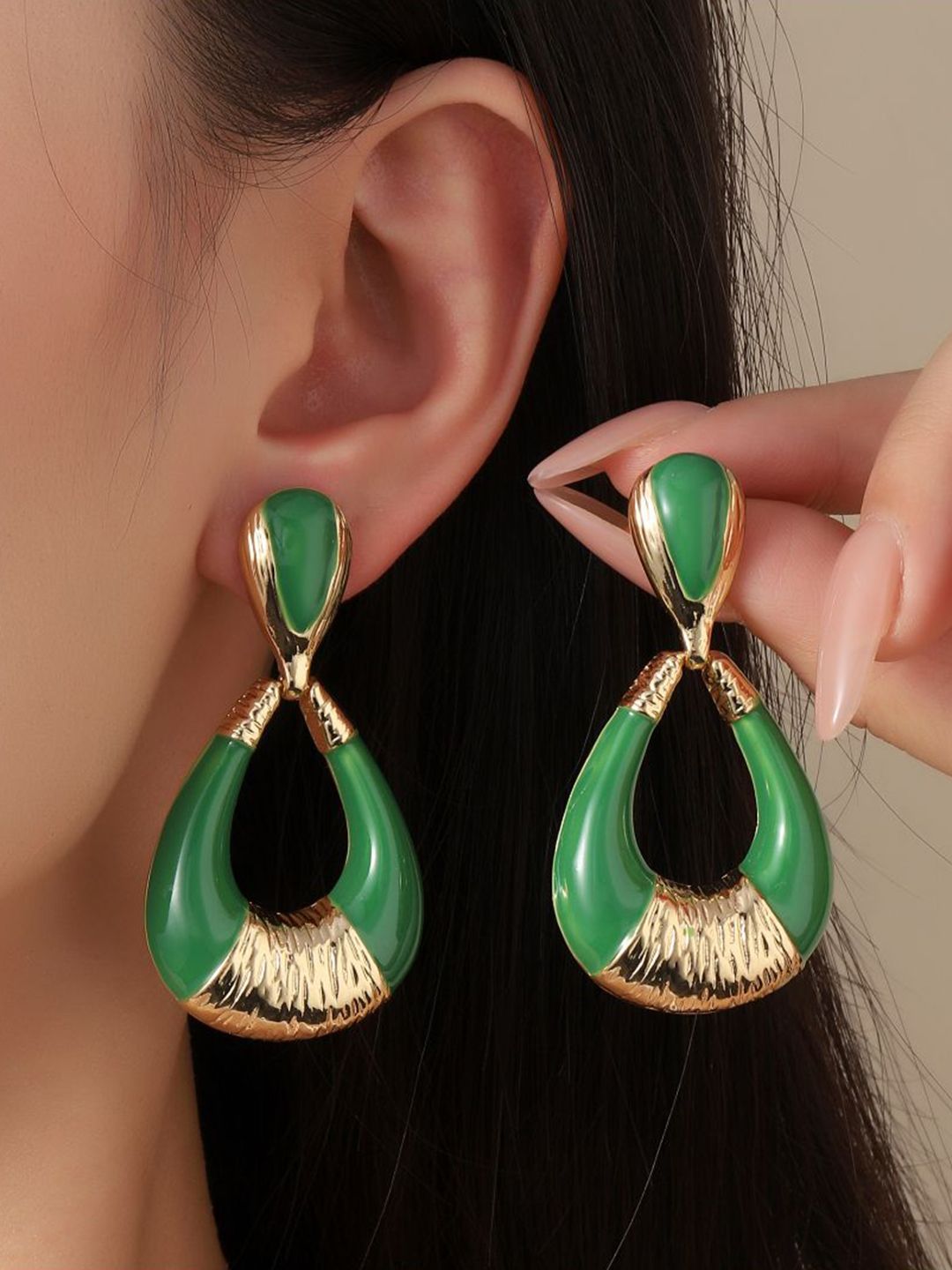 SALTY Pack of 2 Women Gilded Luxury Gold Earring