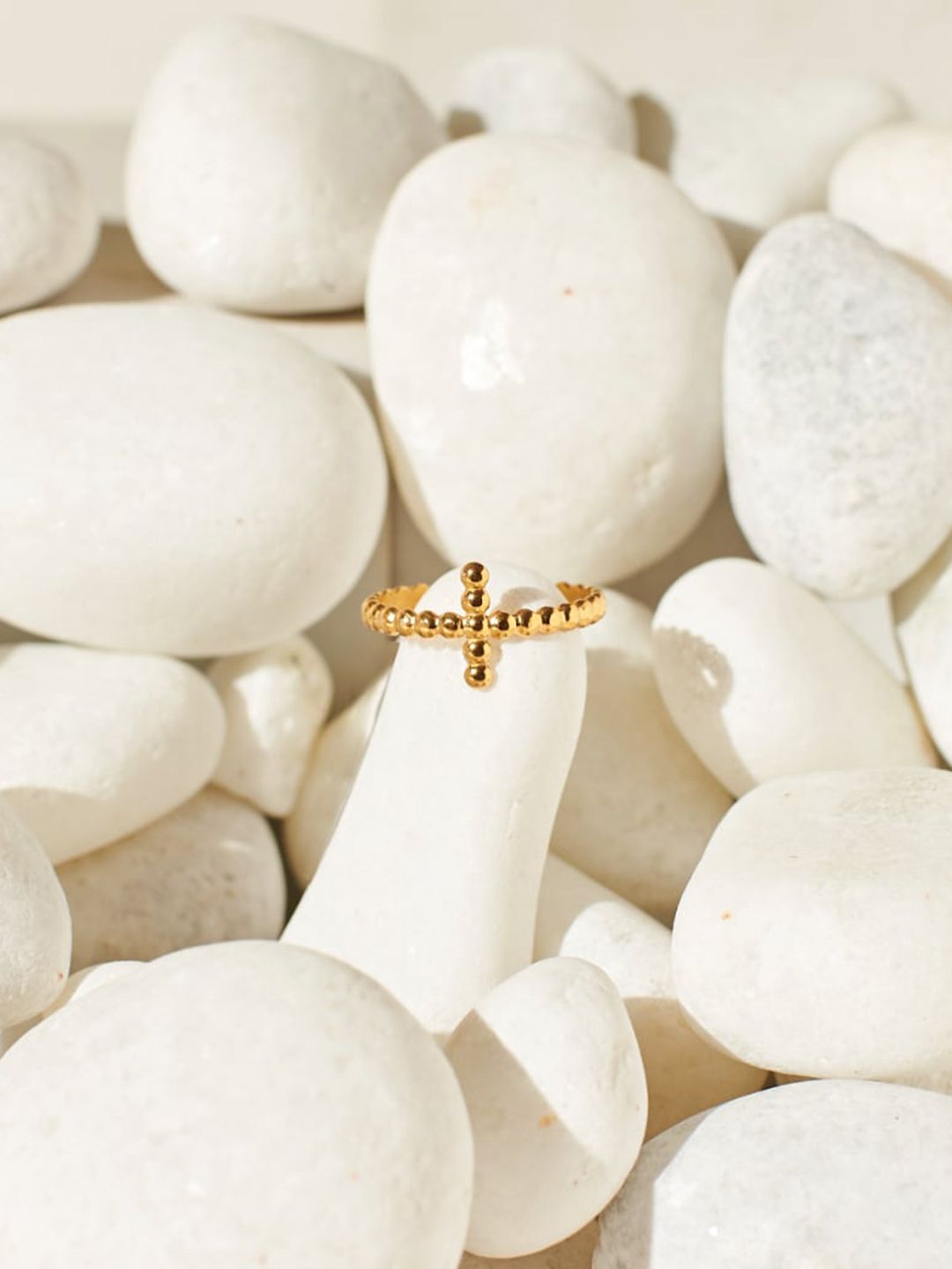 SALTY Women Matrix Cross Finger Ring