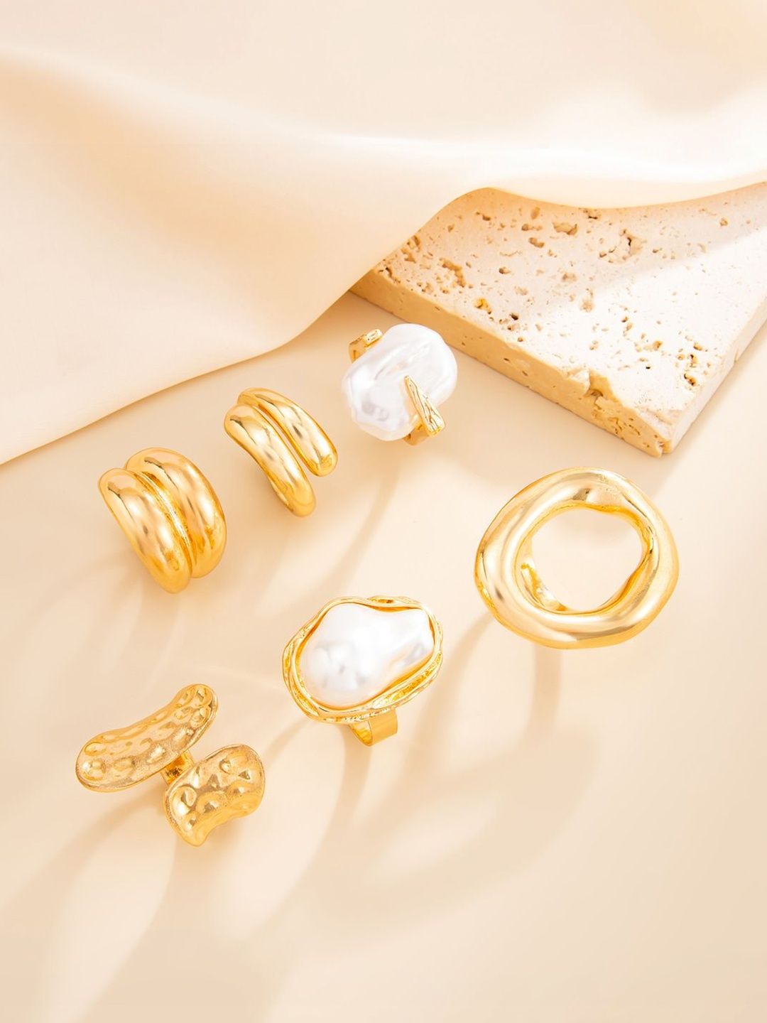 Set Of 6 Gold-Plated Beaded Adjustable Finger Rings