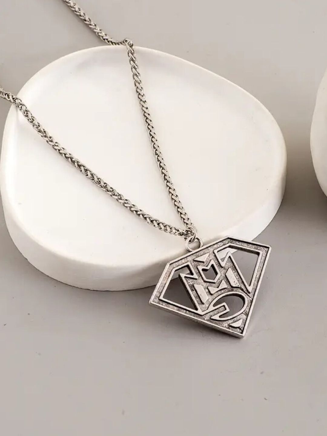 SALTY Men Silver-Toned Chain
