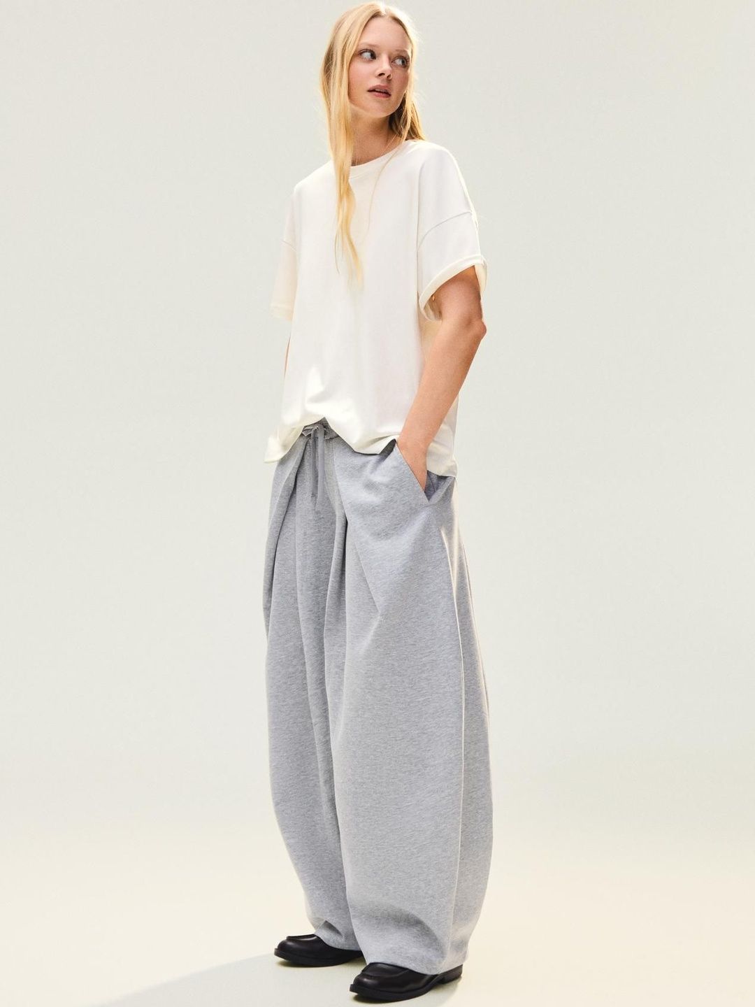 Short Sleeves Round Neck Oversized Fit Cotton T-shirt