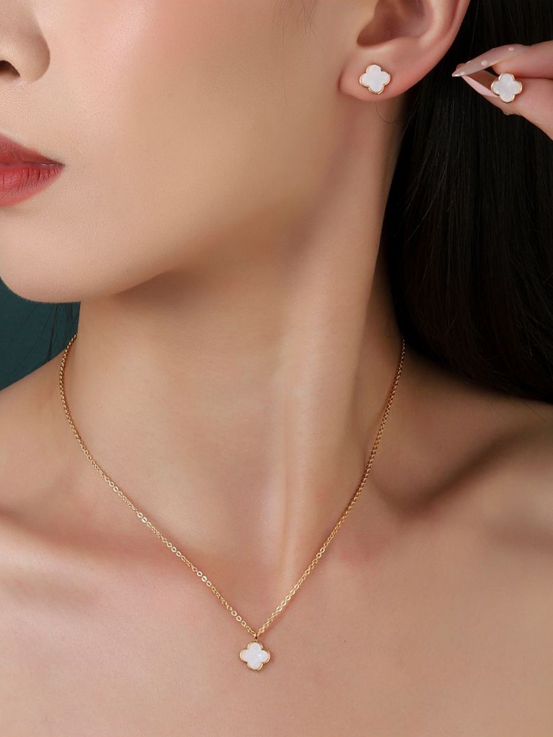 SALTY Gold-Plated Stone-Studded Pure Clover Necklace and Earrings