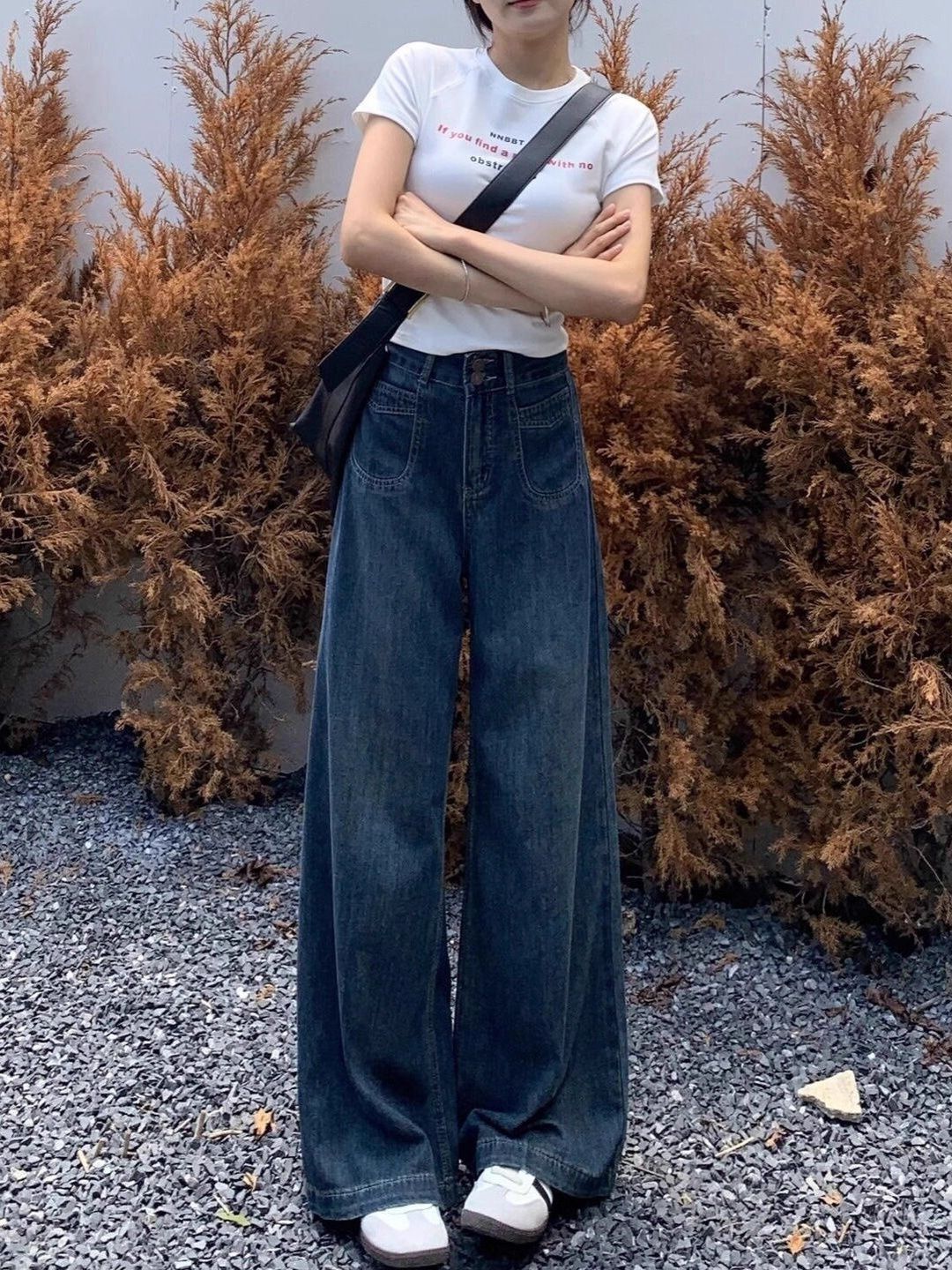 Women Flared Mid-Rise Light Fade Jeans