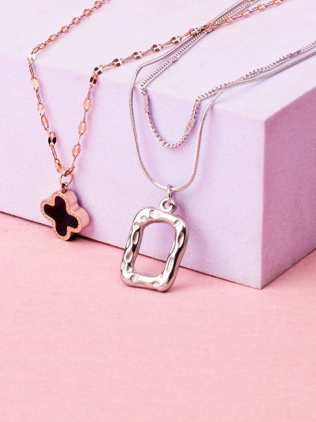 SALTY Set Of 2 Beehive & Midnight Pendant With Chain
