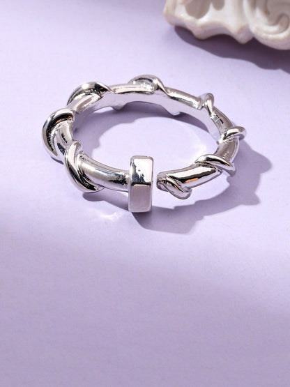SALTY Twisted Street Finger Ring