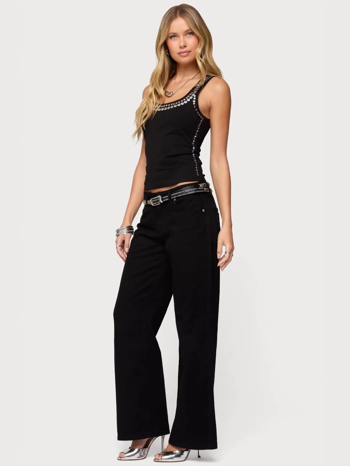Slim Fit Scoop Neck Tank Top with Metal Rivet Trim