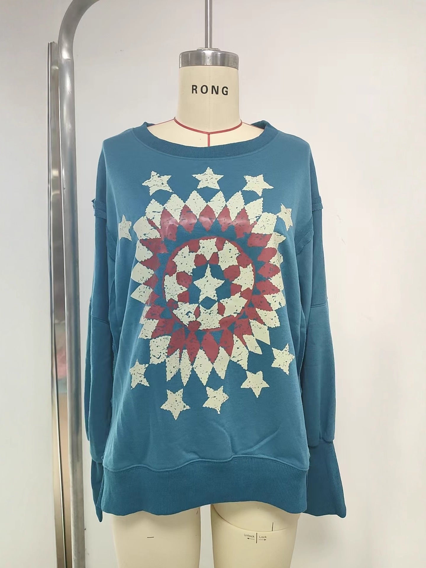 Loose Fit Graphic Pullover Sweatshirt with Balloon Sleeves