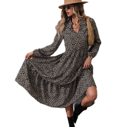 Tiered Leopard Print Maxi Dress with V-Neck and Long Sleeves